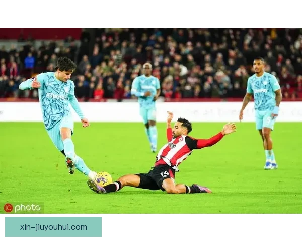 布伦特福德英超惊险保级赛季圆满收官展现坚韧精神